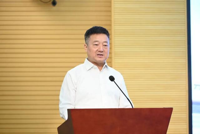 学院宝鸡高新医院揭牌AG真人网站西安医(图4)
